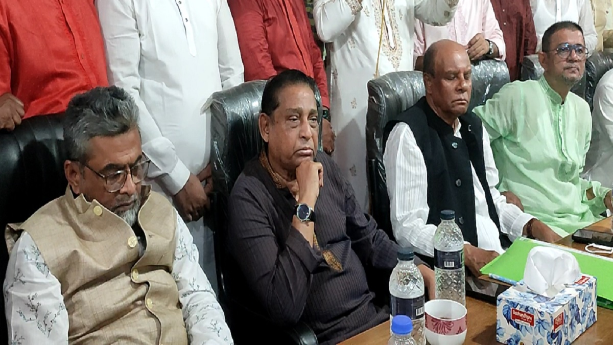 আ. লীগে থাকলে হয় হিরো, এখন হয়ে গেছে জিরো: মোফাজ্জল হোসেন চৌধুরী