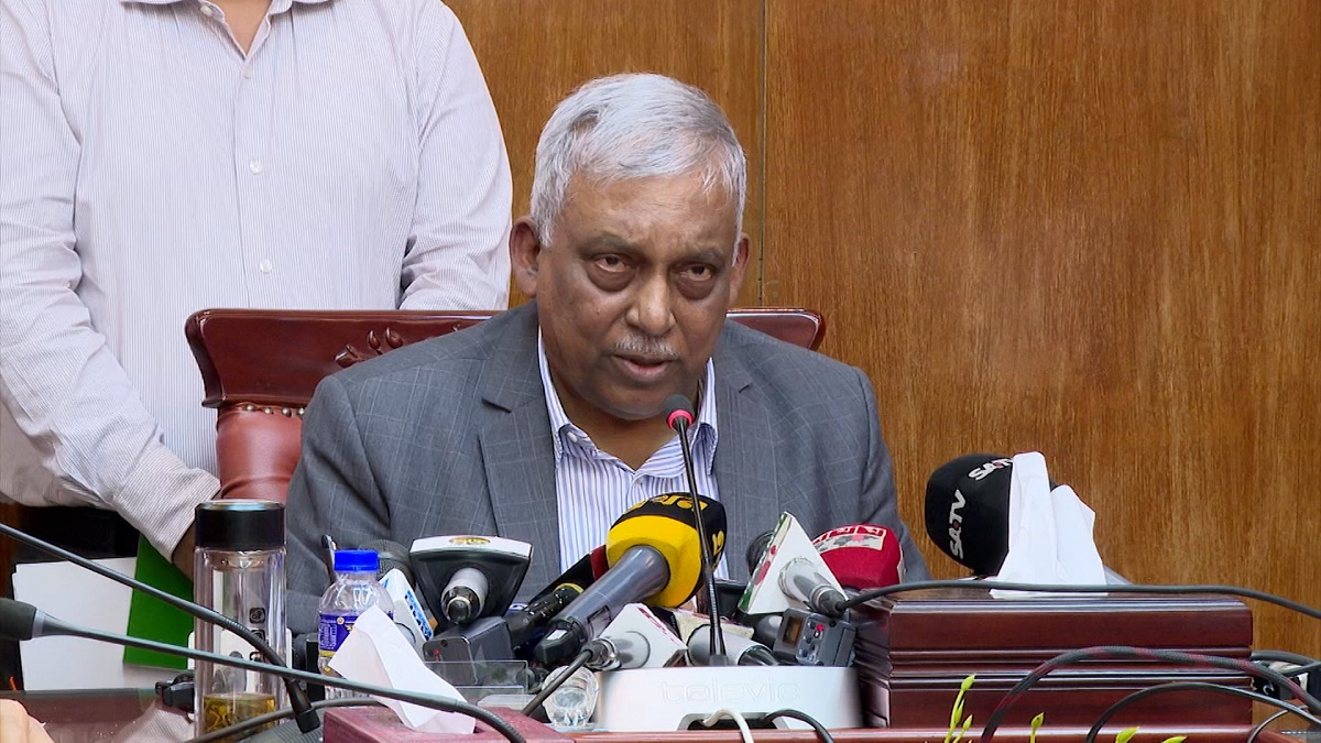 রোহিঙ্গা ক্যাম্পে আরসা, আরএস ও আরাকান বাহিনী সন্ত্রাসী কার্যক্রম চালাচ্ছে: স্বরাষ্ট্রমন্ত্রী