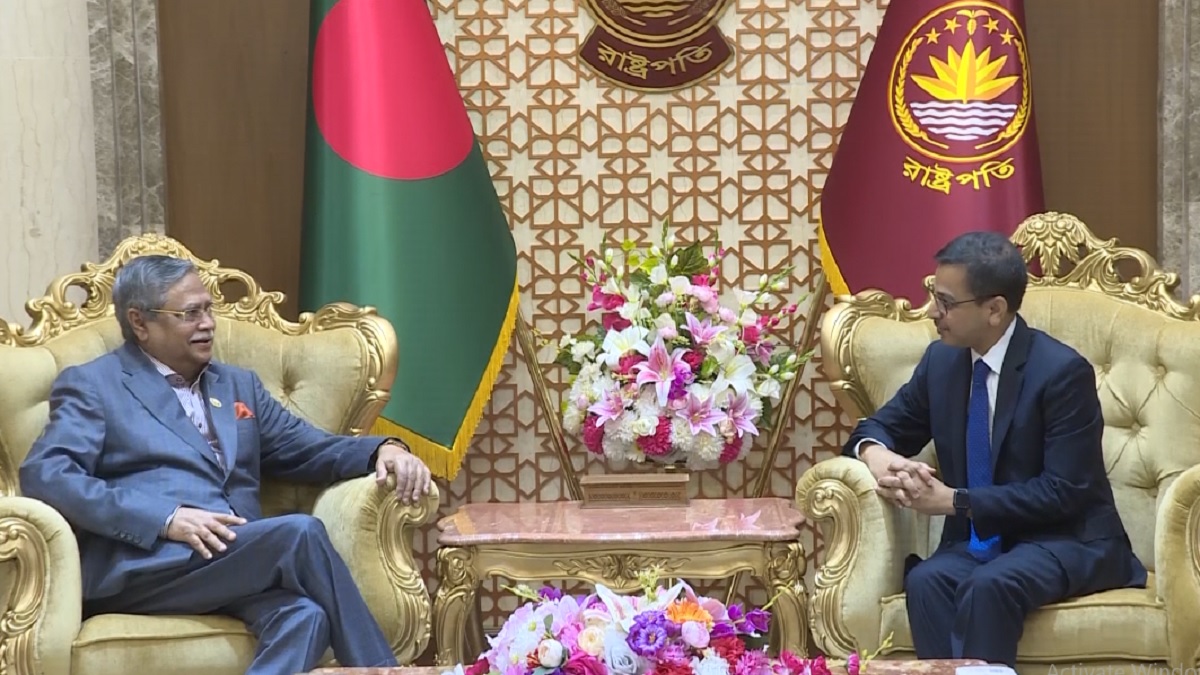 রোহিঙ্গা সমস্যার সমাধানে অধিকতর কার্যকর পদক্ষেপ গ্রহণে ভারতের প্রতি রাষ্ট্রপতির আহ্বান