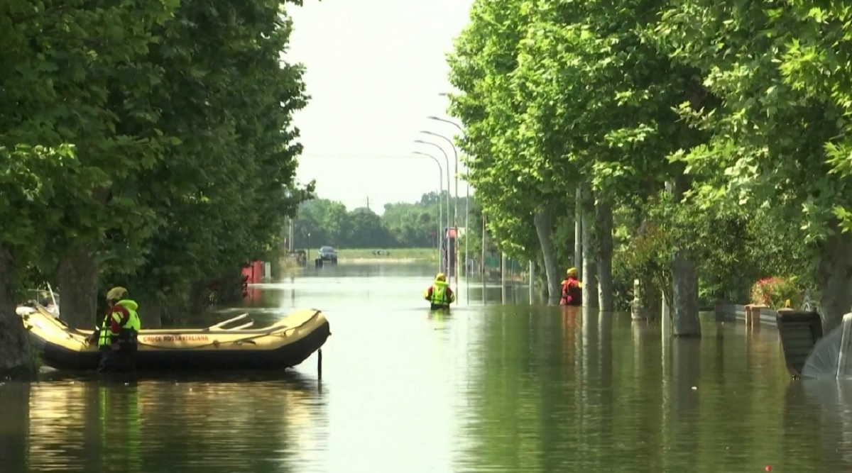 বন্যায় বিপর্যস্ত, ২০০ কোটি ইউরোর সরকারি সহায়তার ঘোষণা ইতালির