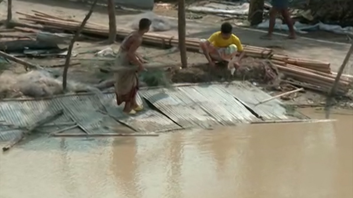 মোখায় ২ হাজার ঘরবাড়ি বিধ্বস্ত: দুর্যোগ ব্যবস্থাপনা প্রতিমন্ত্রী