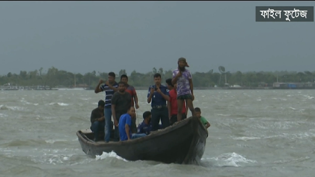 ১৪ মে আঘাত হানতে পারে ঘূর্ণিঝড় ‘মোখা’, প্রাথমিক প্রস্তুতি শুরু সরকারের