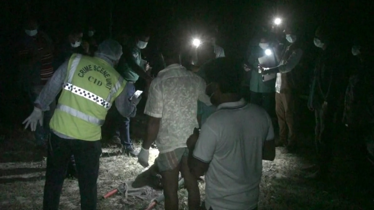 টাকার লোভে বন্ধুকে হত্যা, ৬ মাস পর তোলা হলো যুবকের পুঁতে রাখা মরদেহ