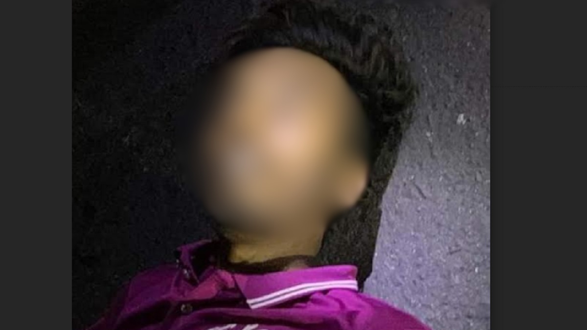 রাজবাড়ীতে কাভার্ডভ্যান চাপায় যুবকের মৃত্যু, চালক আটক