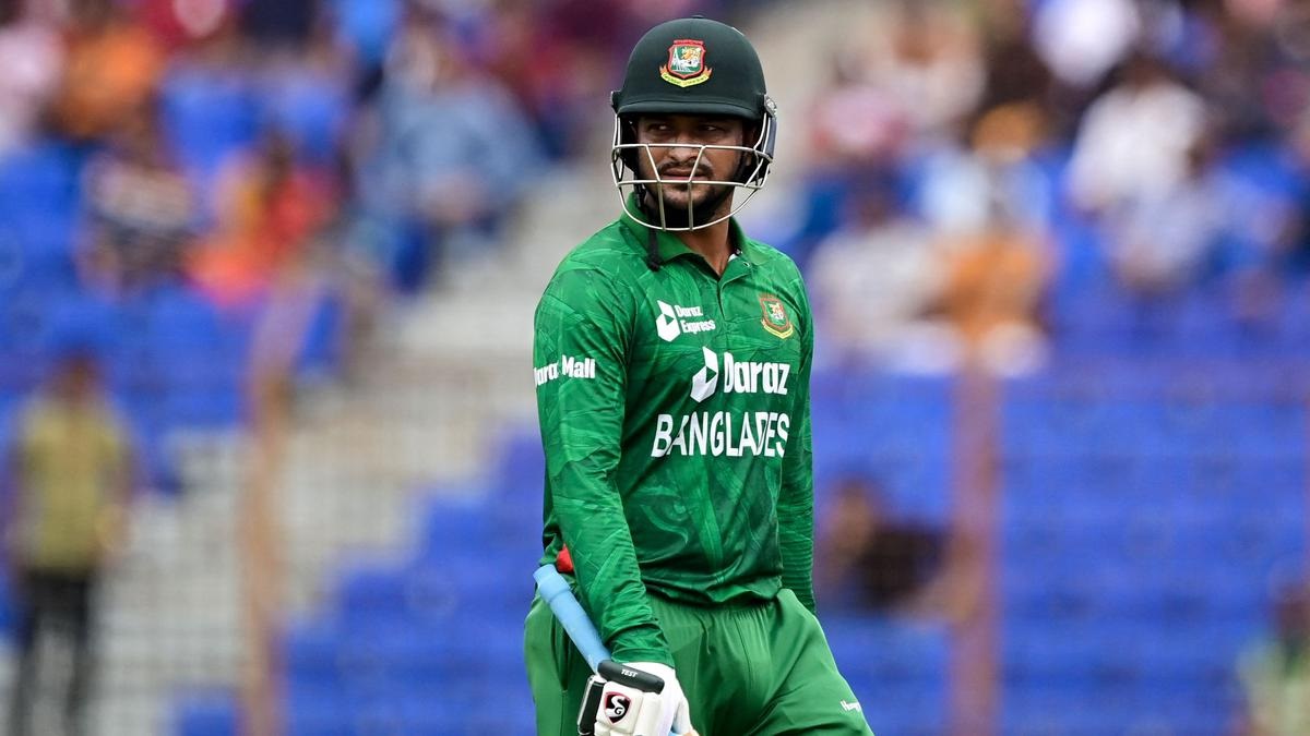 ইংল্যান্ড বিশ্বকাপের ভুলের পুনরাবৃত্তি চান না সাকিব