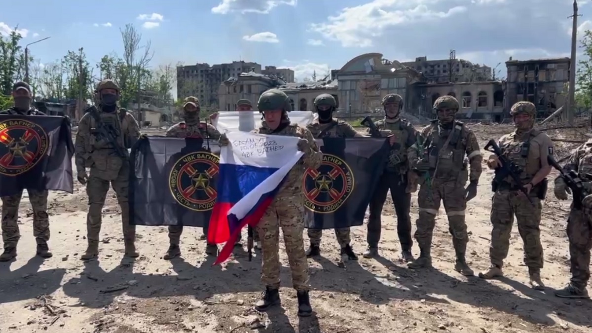 ইউক্রেনের বাখমুত পুরোপুরি নিয়ন্ত্রণে নেয়ার দাবি ওয়াগনারের