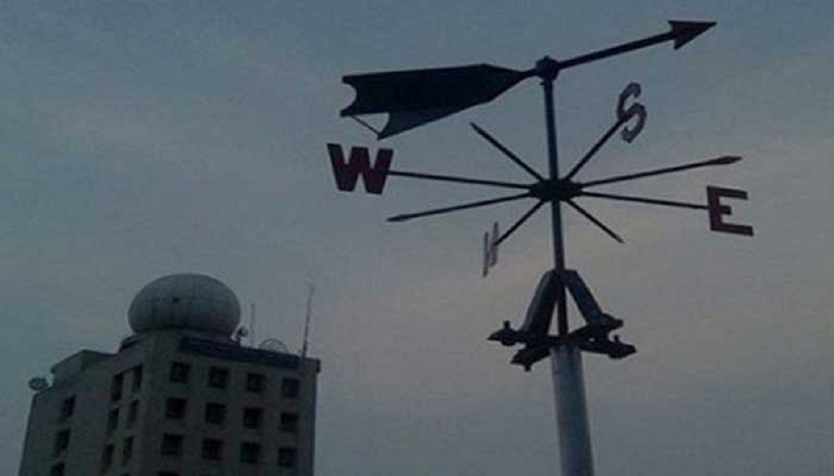 মে মাসের দ্বিতীয় সপ্তাহে আঘাত হানতে পারে ঘূর্ণিঝড়: আবহাওয়া অধিদফতর