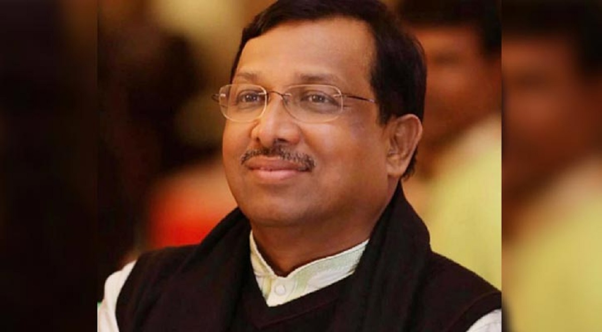 দুর্নীতির অভিযোগ থেকে অব্যাহতি পেলেন সংসদের হুইপ সামশুল হক