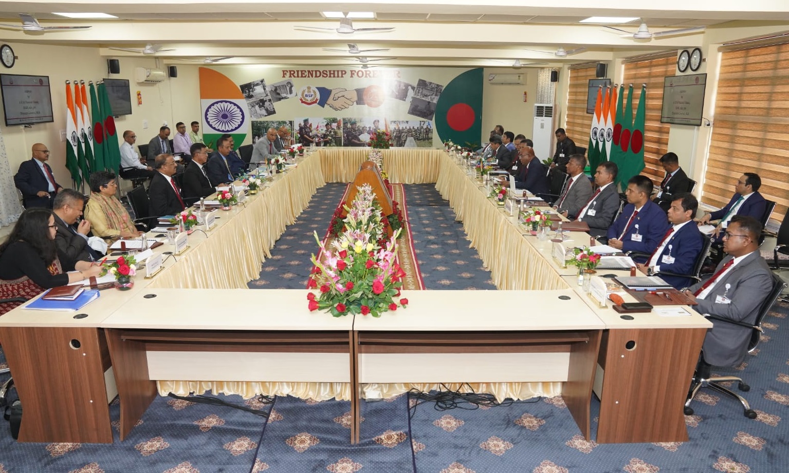 দিল্লিতে চলছে বিজিবি-বিএসএফ মহাপরিচালক পর্যায়ে ৫৩-তম সীমান্ত সম্মেলন
