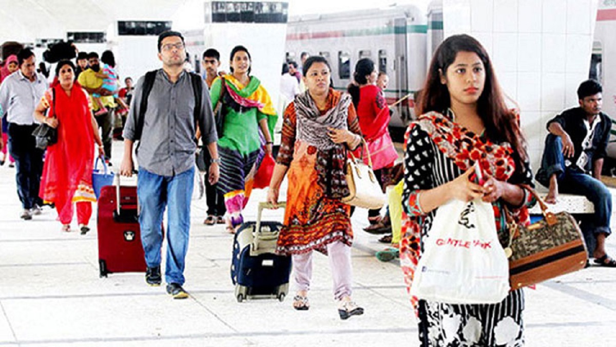 ঈদের ছুটি বাড়ছে কি না জানা যাবে আজ