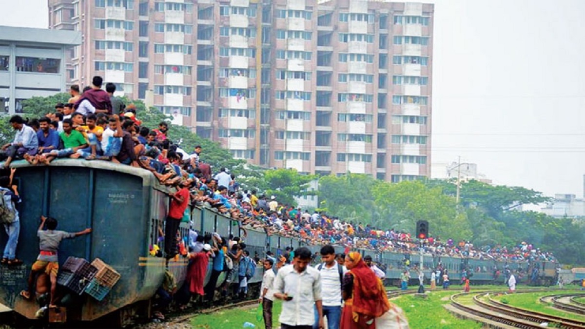 মঙ্গলবার রাজধানী ছেড়েছেন ১৯ লাখ সিম ব্যবহারকারী