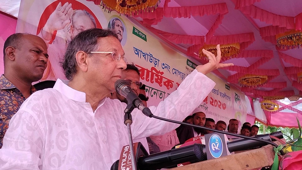 বিএনপি ভিক্ষার টাকায় বাজেট দিতো, আওয়ামী লীগ জনগণের টাকায় বাজেট দেয়: আইনমন্ত্রী