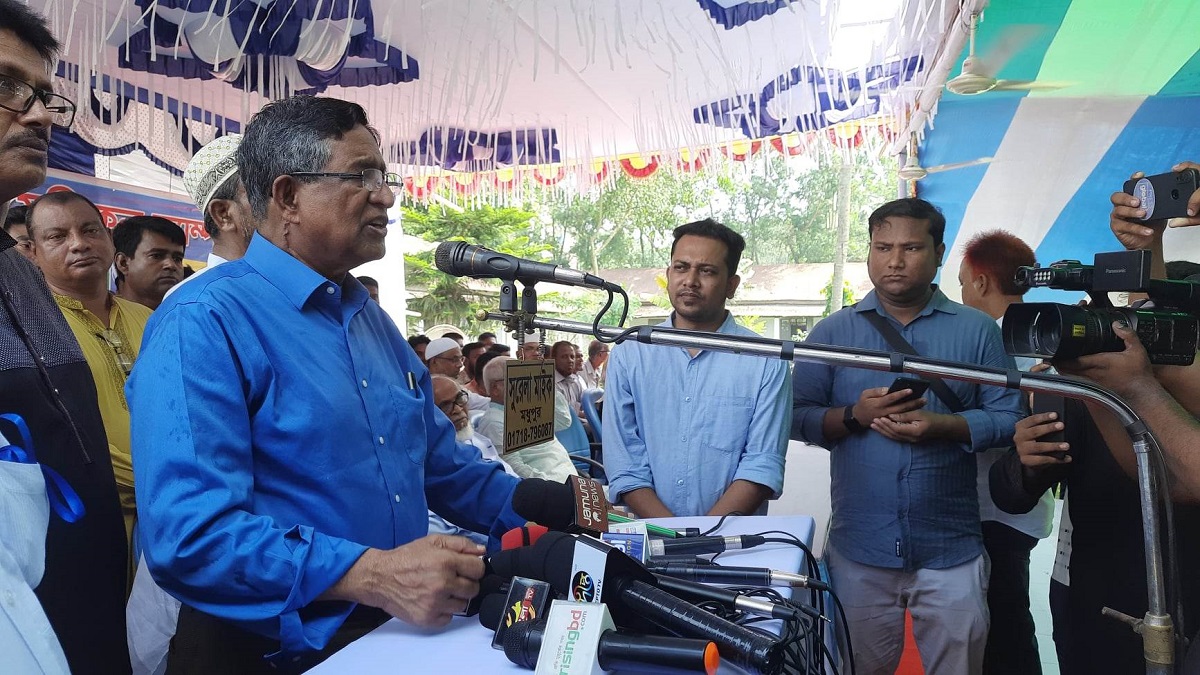 কোনো স্যাংশনে দেশের উন্নয়ন ব্যাহত করতে পারবে না: কৃষিমন্ত্রী