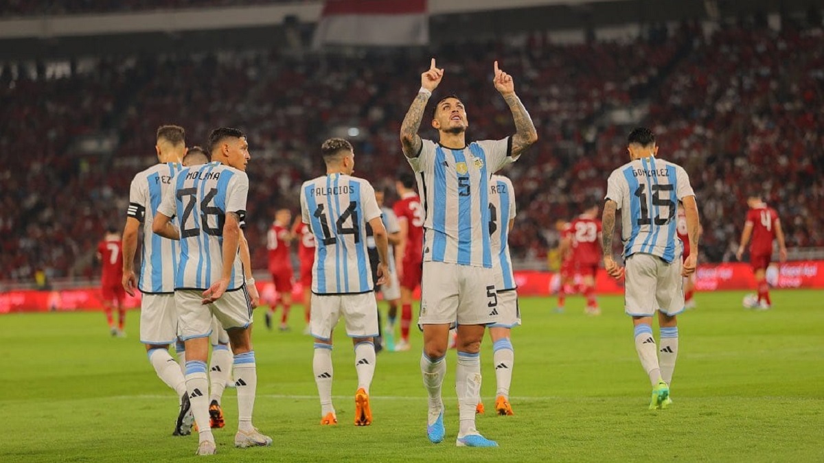 মেসি-ডি মারিয়াদের ছাড়াই ইন্দোনেশিয়াকে হারালো আর্জেন্টিনা