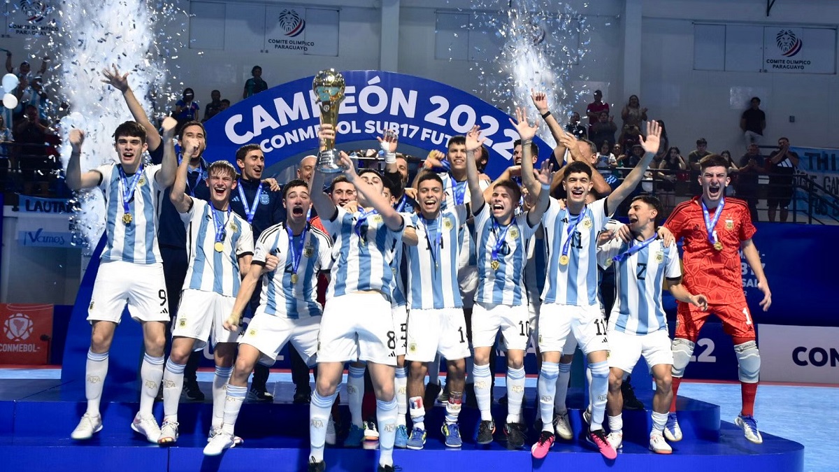 ব্রাজিলকে হারিয়ে শিরোপা জিতলো আর্জেন্টিনা