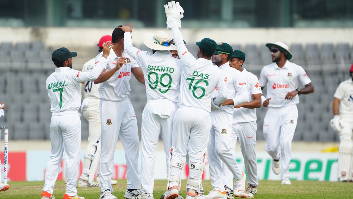 টেস্ট ইতিহাসে তৃতীয় সর্বোচ্চ রানের জয় টাইগারদের