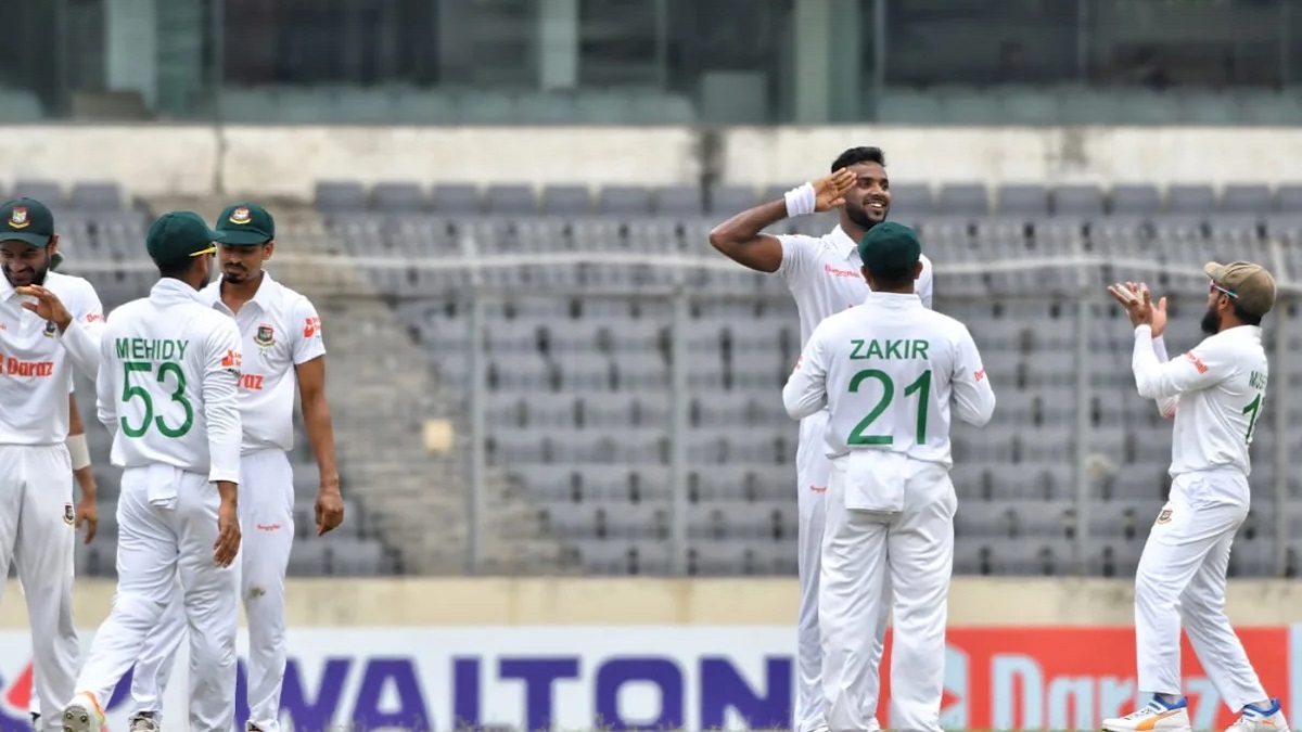 এবাদতের জোড়া আঘাতে স্বস্তিতে বাংলাদেশ