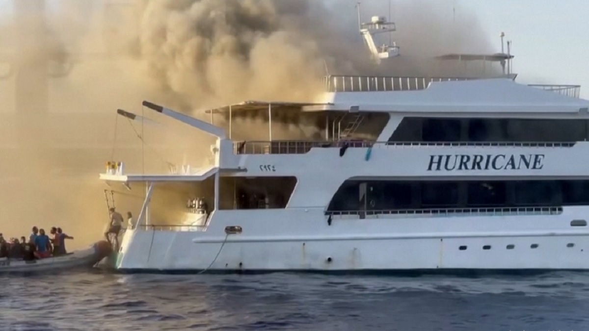 মিসরে দুর্ঘটনার শিকার প্রমোদতরী, নিহত ৩