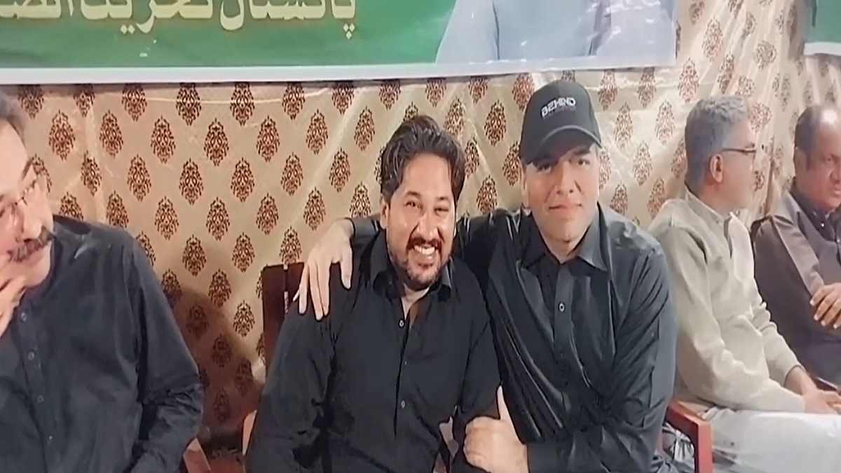 পিটিআই’র সাবেক নেতাদের নিয়ে নতুন দল গঠিত হচ্ছে পাকিস্তানে