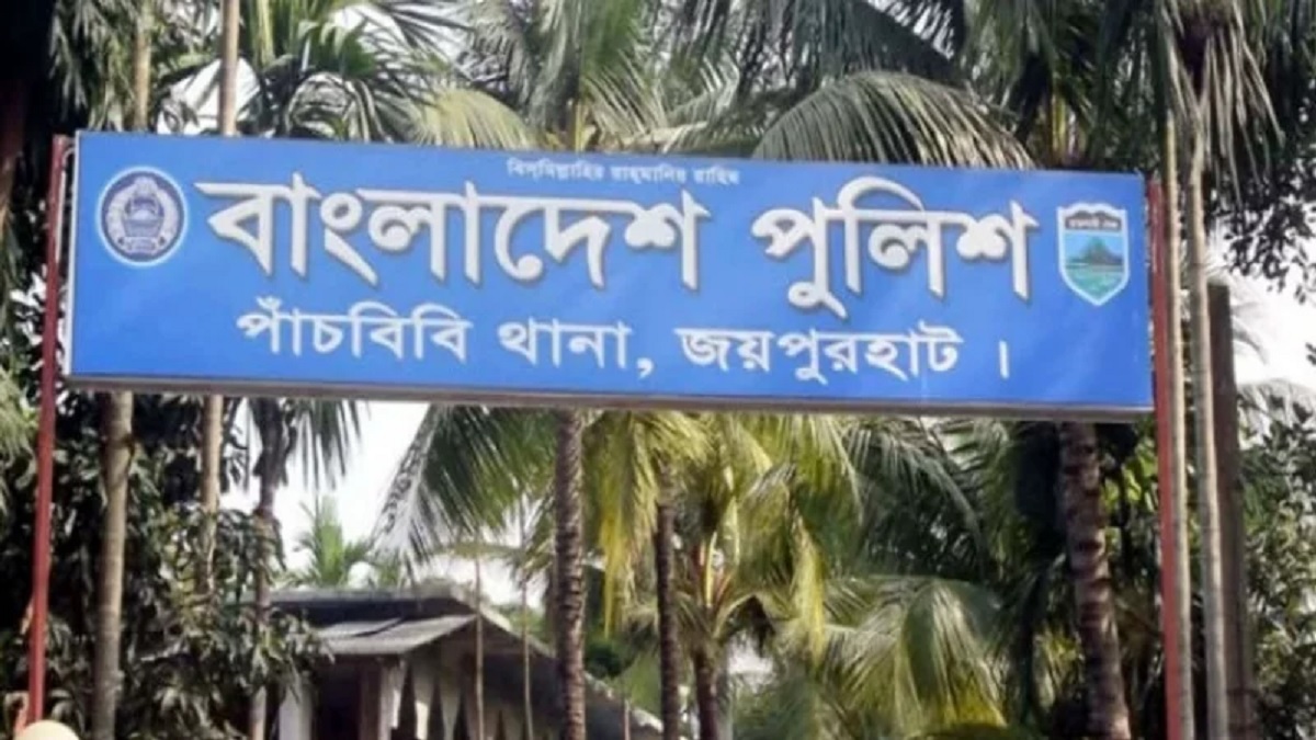 খাট থেকে হাঁসুয়ার ওপর পড়ে শিশুর মৃত্যু