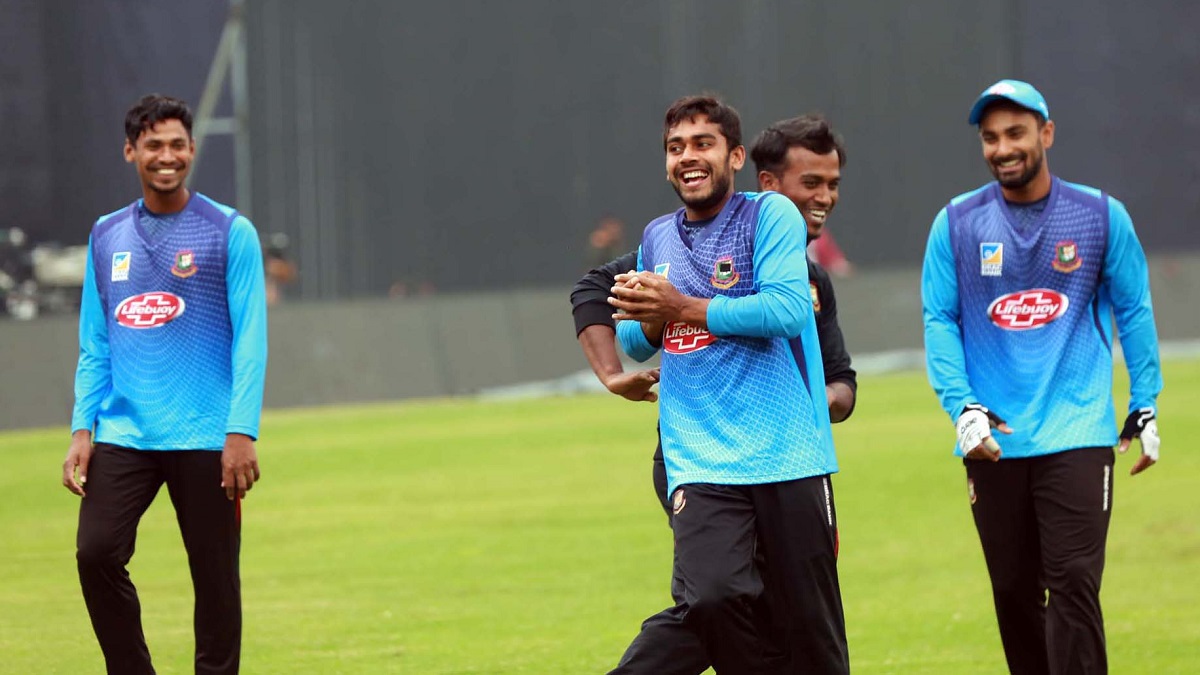 মিরপুরের ইনডোরে বসানো হচ্ছে ফ্লাডলাইট