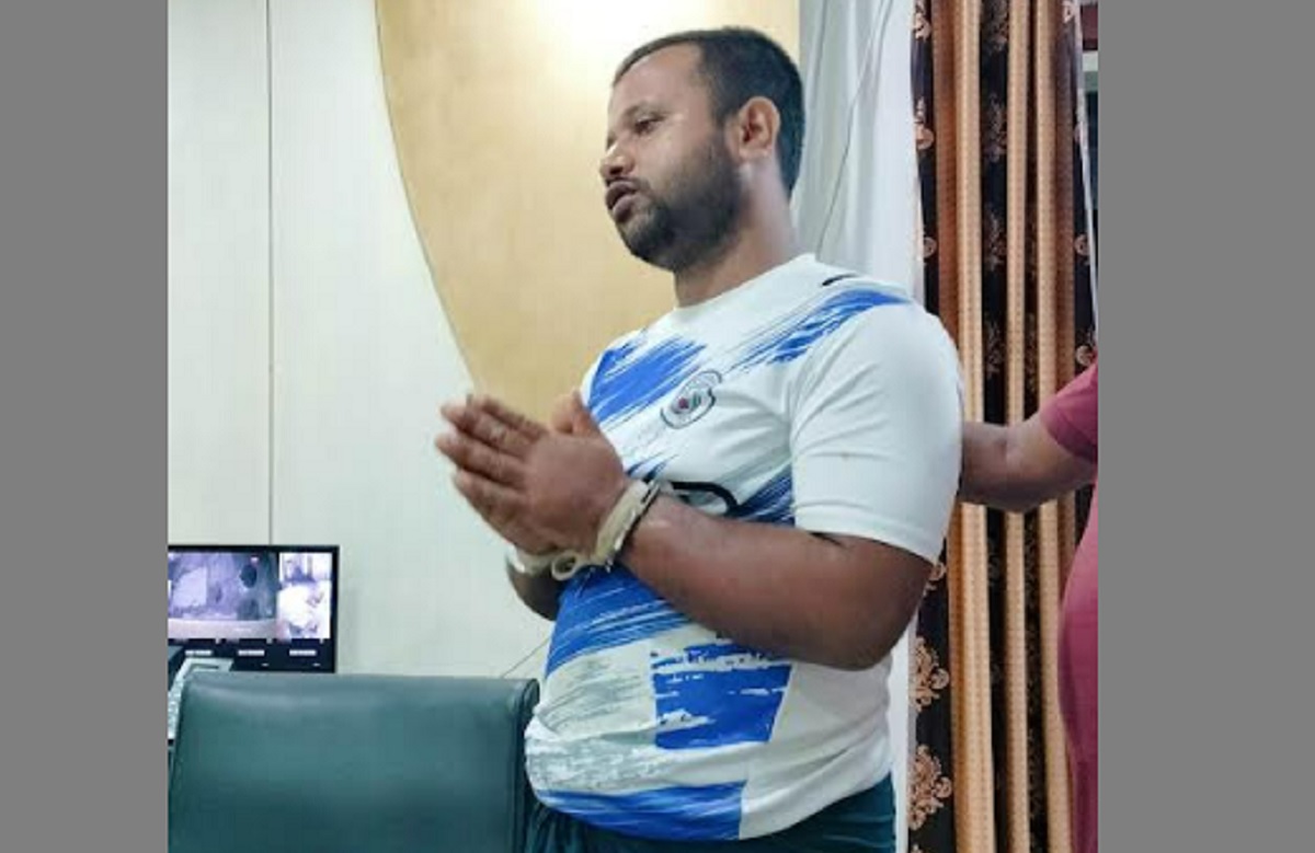 মদনে বাবাকে মারধরের অভিযোগে ছেলে গ্রেফতার