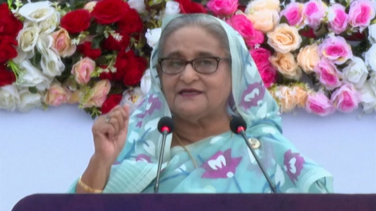 বাংলাদেশ বিশ্ব দরবারে বিজয়ী জাতি হিসেবে মর্যাদার সাথে চলবে: প্রধানমন্ত্রী