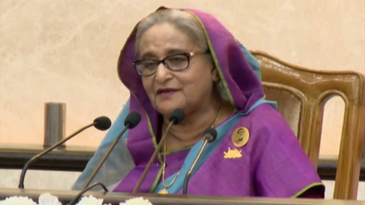 কারো কাছে মাথা নোয়াব না, এটাই আমাদের প্রতিজ্ঞা: প্রধানমন্ত্রী