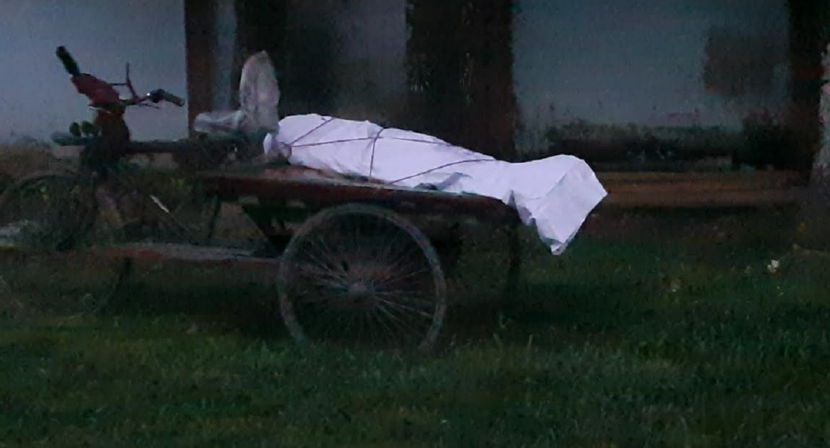 অন্তঃসত্ত্বা স্ত্রীকে চিরকুট লিখে স্বামীর আত্মহত্যা