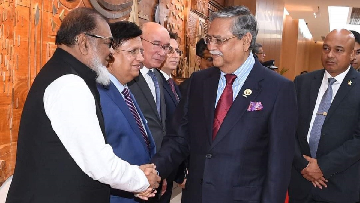 এরদোগানের শপথ অনুষ্ঠানে যোগ দিতে তুরস্কে গেলেন রাষ্ট্রপতি