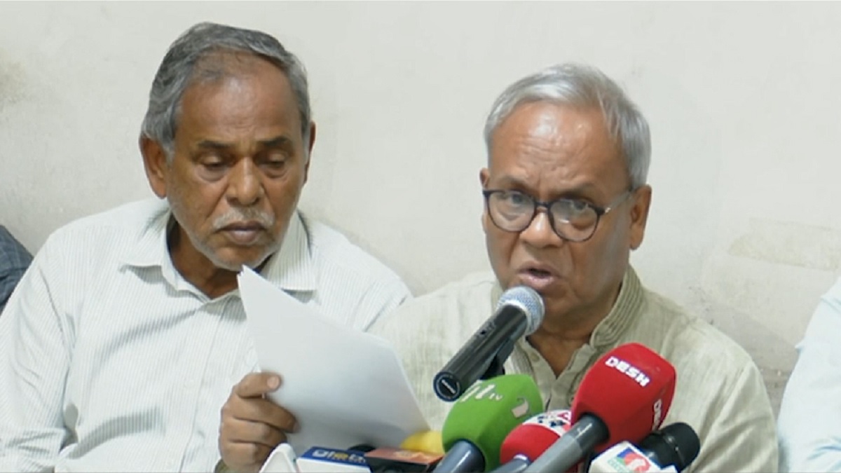 গণতন্ত্রকে লাশে পরিণত করাই সরকারের লক্ষ্য: রিজভী