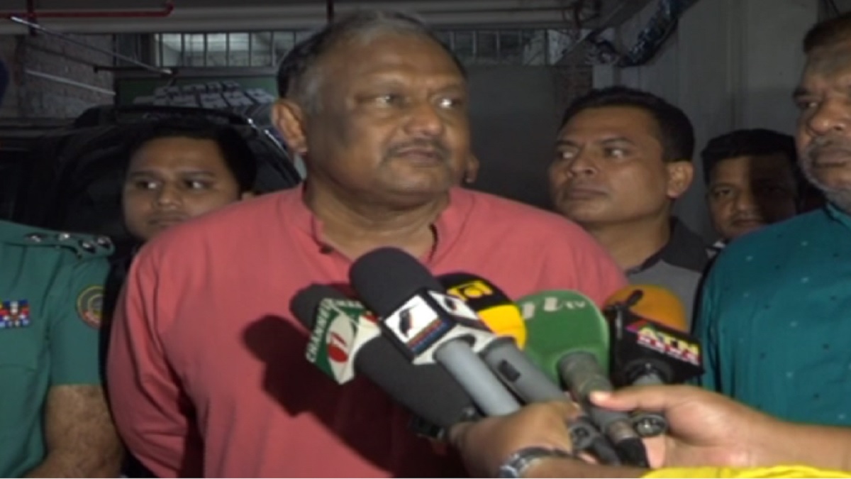 দাম নিয়ে কারসাজি করলে কাঁচা চামড়া রফতানির অনুমতি দেবে সরকার: বাণিজ্যমন্ত্রী