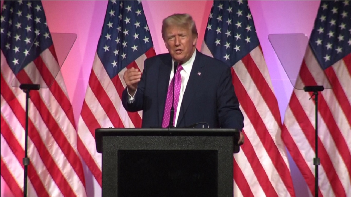 মিশিগানে প্রচারণায় ট্রাম্প, বাইডেন প্রশাসনকে তুলোধুনো