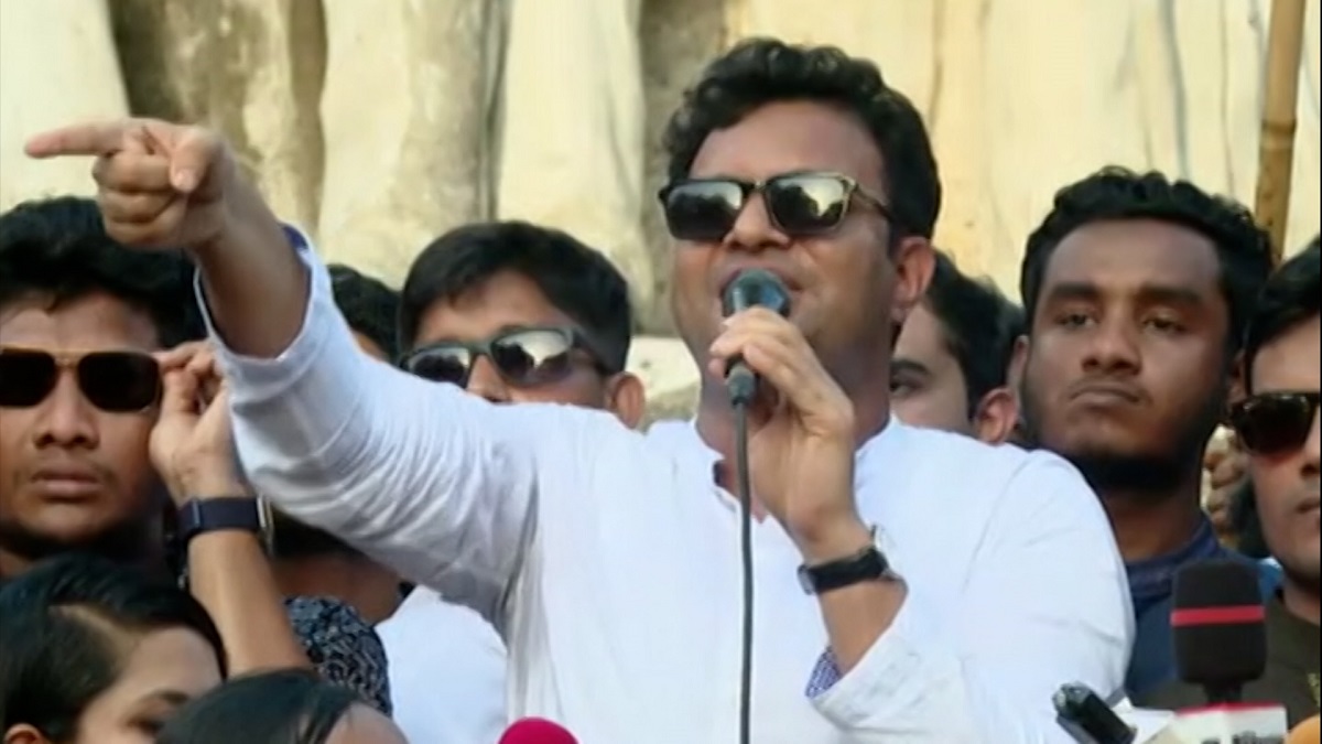 বিএনপি দেশের গণতন্ত্রকে চ্যালেঞ্জের মুখে ফেলছে: ছাত্রলীগ সভাপতি