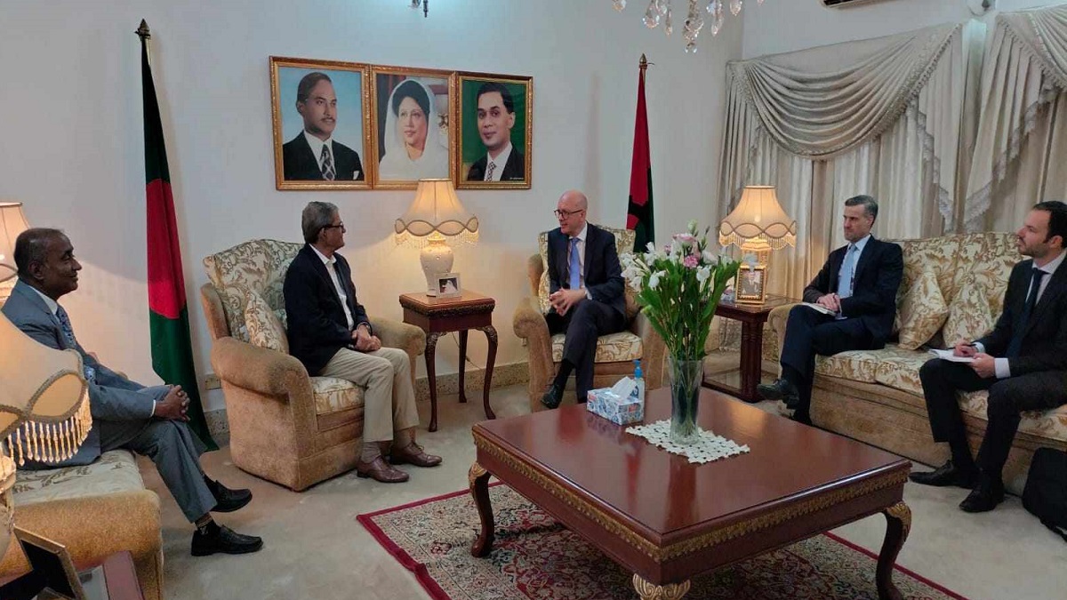 সংলাপ বা বিদেশি প্রেসক্রিপশন নিয়ে ইইউ প্রতিনিধিদের সাথে আলোচনা হয়নি: মির্জা ফখরুল