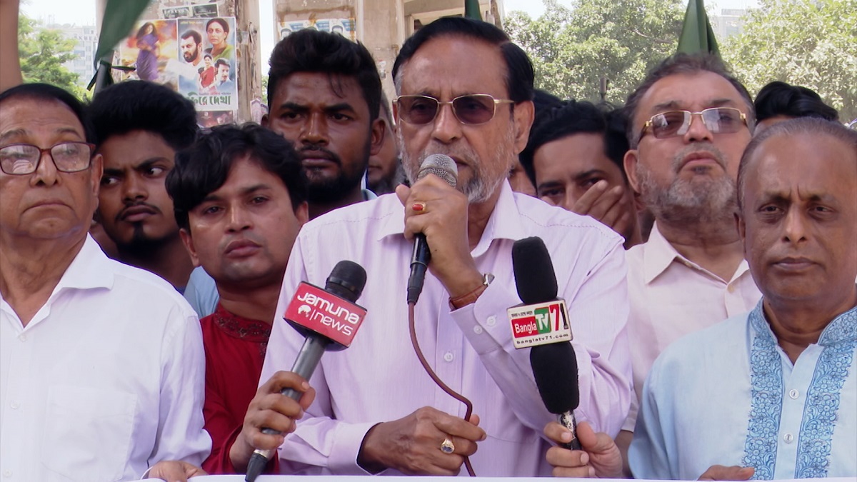 ‘হিরো আলমের ওপর হামলাই প্রমাণ করে এই সরকারের অধীনে সুষ্ঠু নির্বাচন সম্ভব নয়’