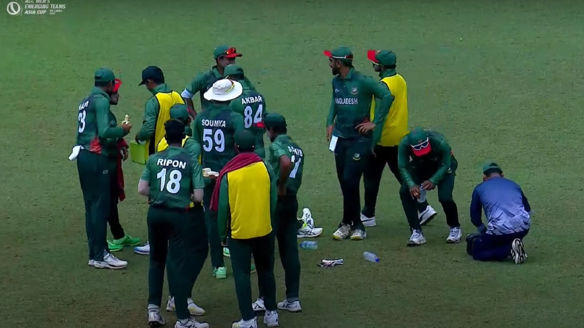 সাকিবের বোলিং তোপে ১২৬ রানে আলআউট ওমান