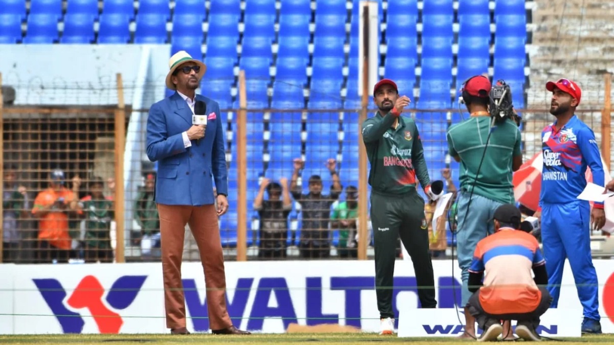 টস জিতে ফিল্ডিংয়ে বাংলাদেশ; একাদশে দুই পরিবর্তন