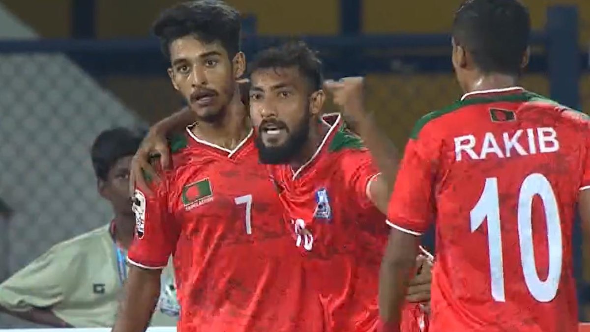 প্রথমার্ধে সমানে সমান কুয়েত- বাংলাদেশ