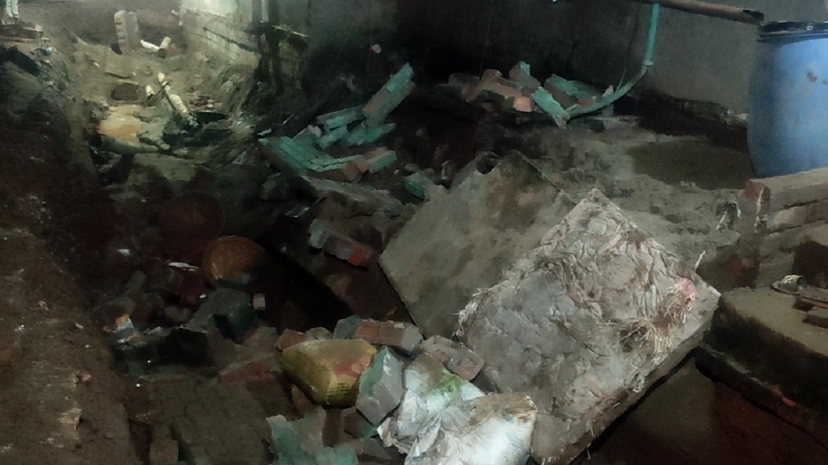 টঙ্গীতে দেয়াল ধসে তিন নির্মাণ শ্রমিকের মৃত্যু