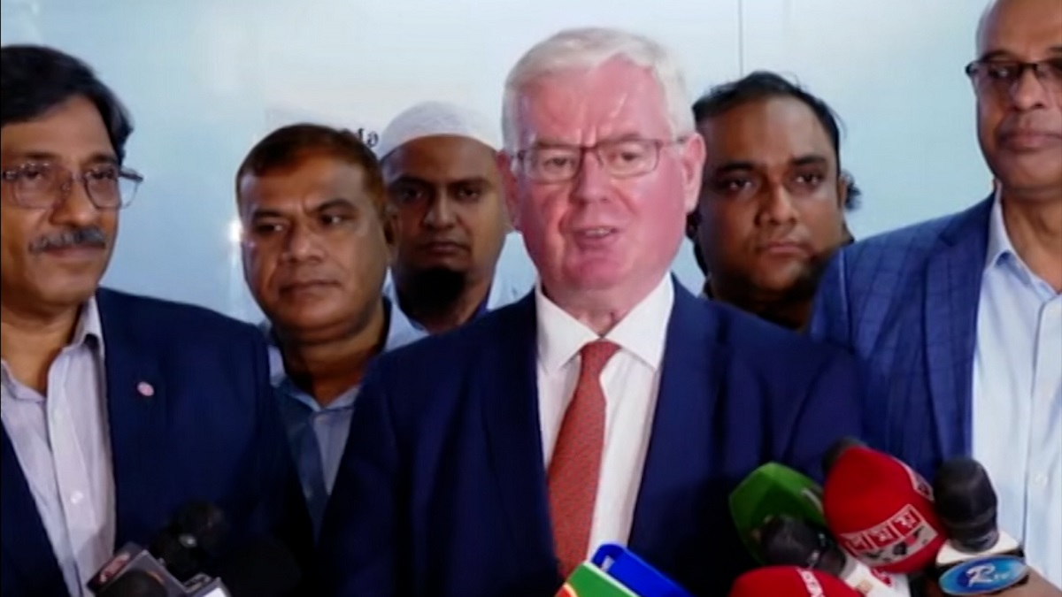 দেশের নাগরিক সমাজ ও গণমাধ্যমের স্বাধীনতা নিয়ে ইইউ’র বিশেষ প্রতিনিধির উদ্বেগ প্রকাশ