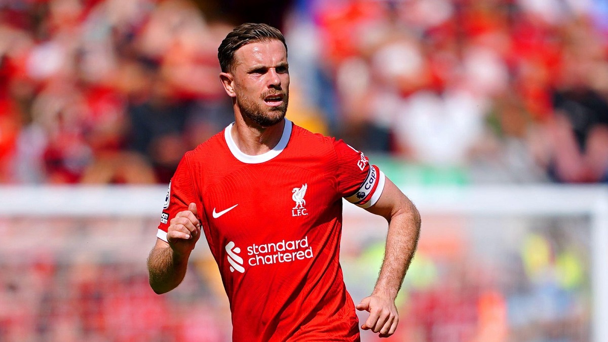 আনুষ্ঠানিকভাবে লিভারপুল ছাড়লেন হ্যান্ডারসন