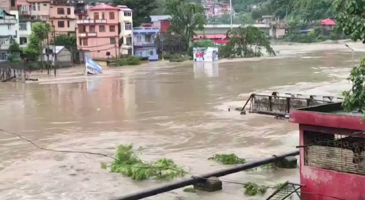 ভারতের উত্তর-পূর্বাঞ্চলের দিকেও বৃষ্টি-বন্যার আশঙ্কা