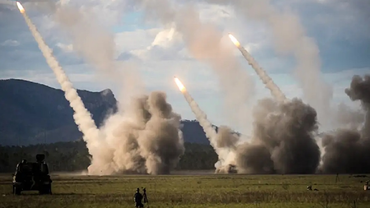 অস্ট্রেলিয়ায় চলছে ১৩ দেশের সামরিক মহড়া