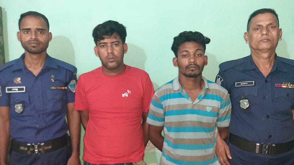 চালককে হত্যা করে মোটরসাইকেল ছিনতাই, গ্রেফতার ২