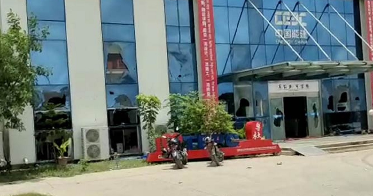 পটুয়াখালীতে তাপবিদ্যুৎ কেন্দ্রে শ্রমিক অসন্তোষ, আহত ১০