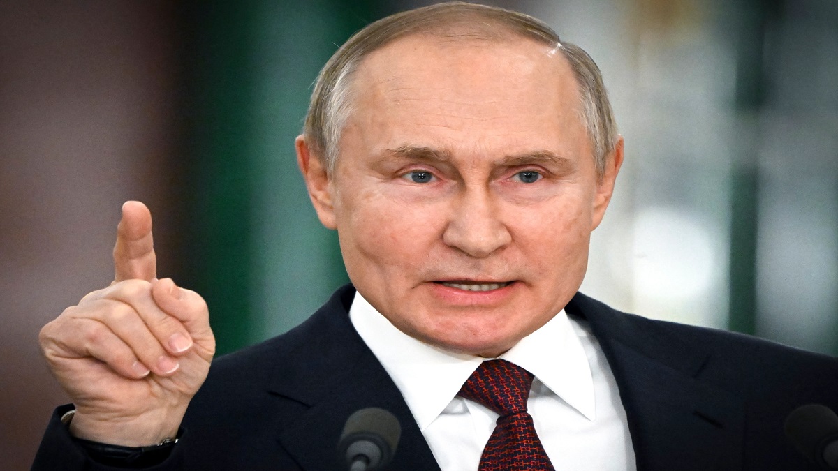 পশ্চিমাদের পাঠানো অস্ত্র রণক্ষেত্রে প্রভাব ফেলবে না বরং সংঘাত বাড়বে: পুতিন