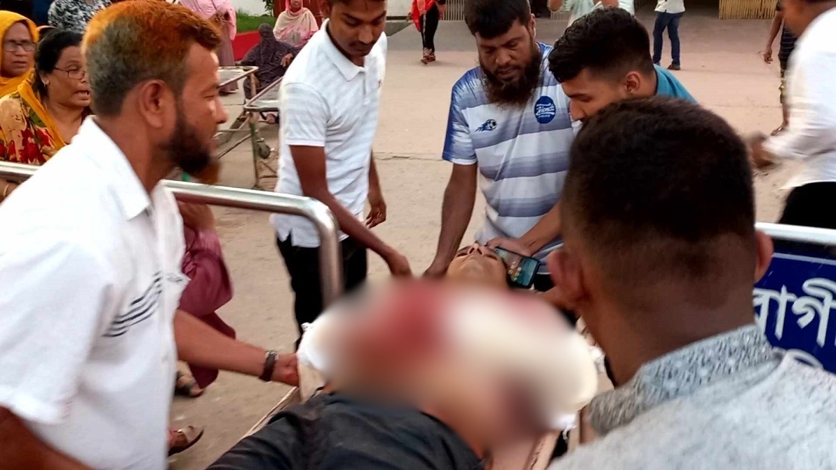 রাজশাহীতে সাবেক সেনা সদস্যকে কুপিয়ে জখম