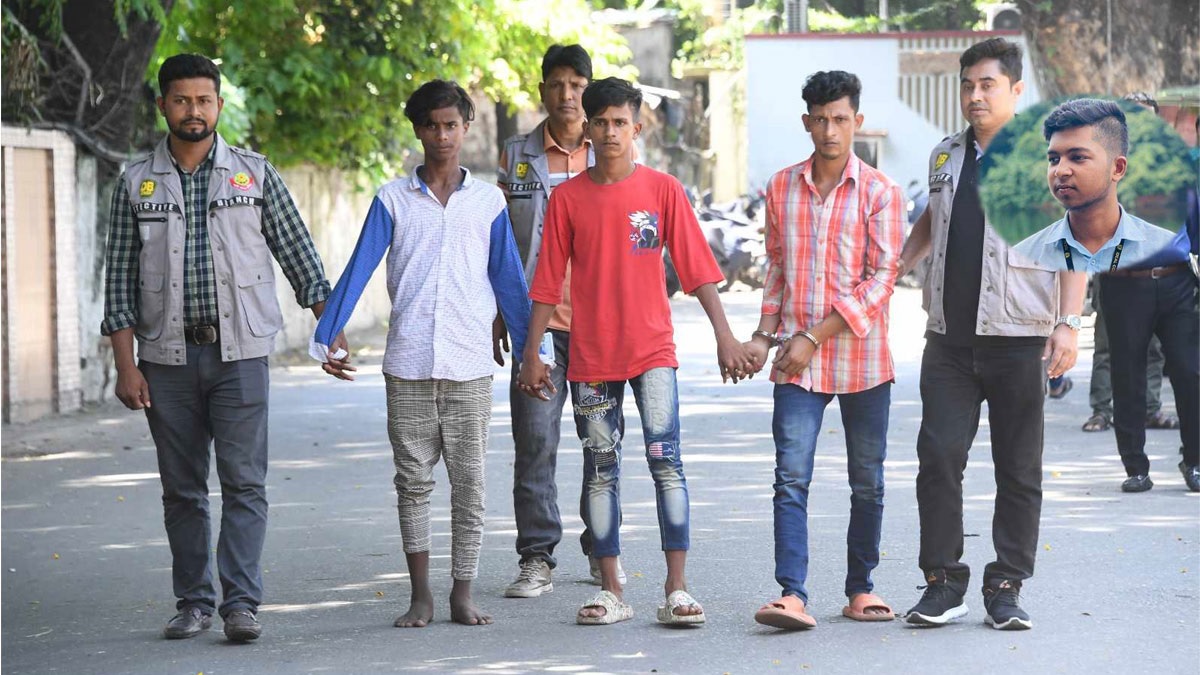 ছিনতাইয়ে বাধা দেয়ায় কলেজ শিক্ষার্থী রাকিব খুন, গ্রেফতার ৩