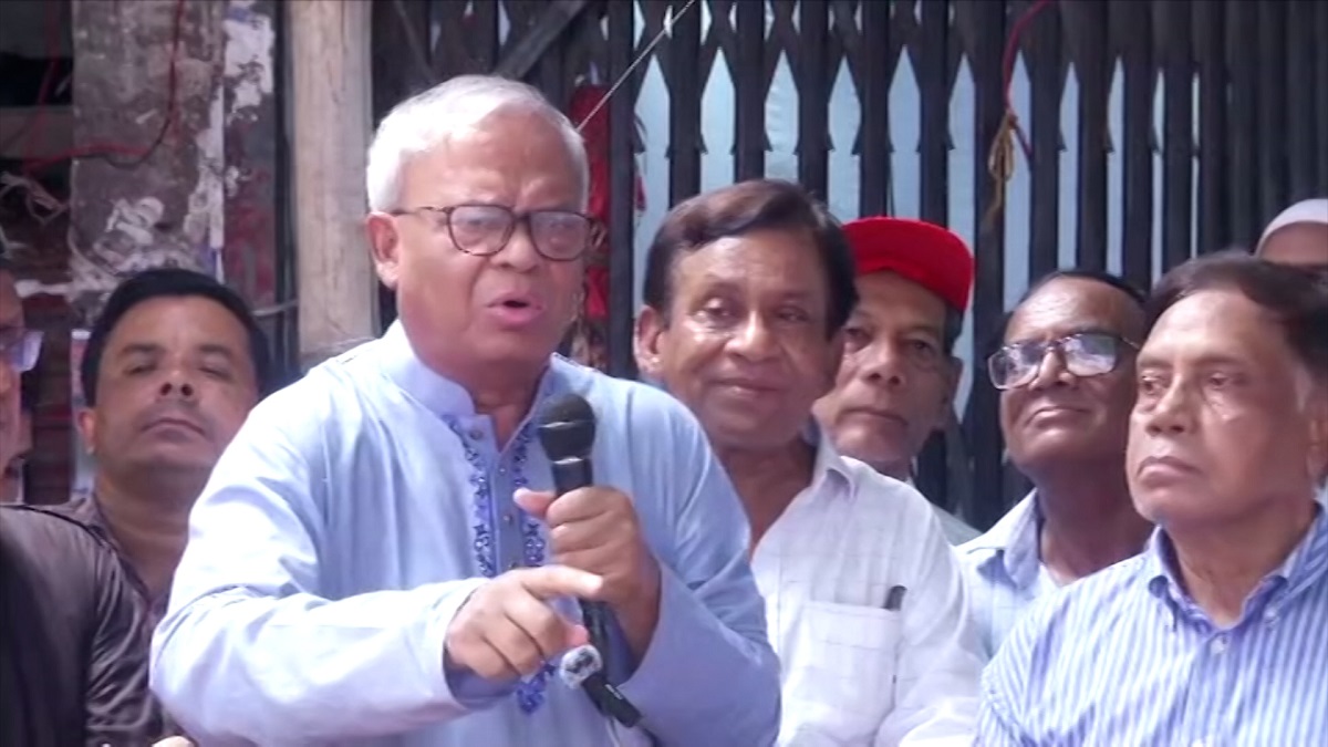 সরকার মুক্তিযুদ্ধের চেতনা নিয়ে ব্যবসা করে: রিজভী